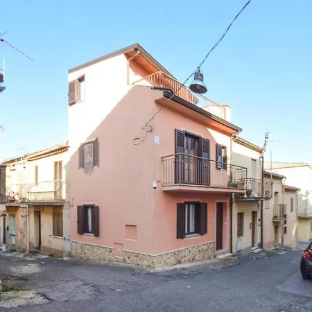 2 Bedroom Stunning In *
